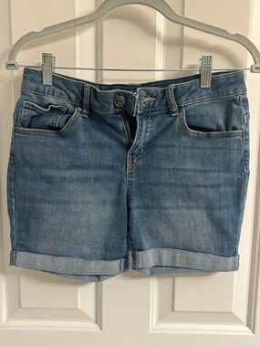Girls Falls Creek Light Blue Denim Roll-Hem Shorts